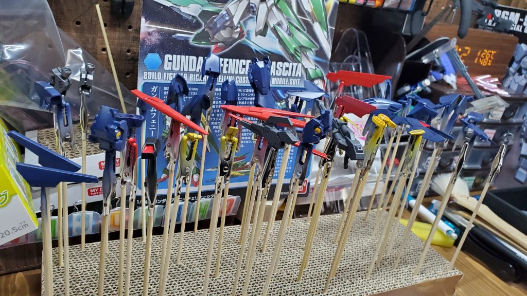 塗り分け忘れたり、マスキングテープ着きっぱなしだったりで色々手間食いましたが、完全出来て良かったです。笑