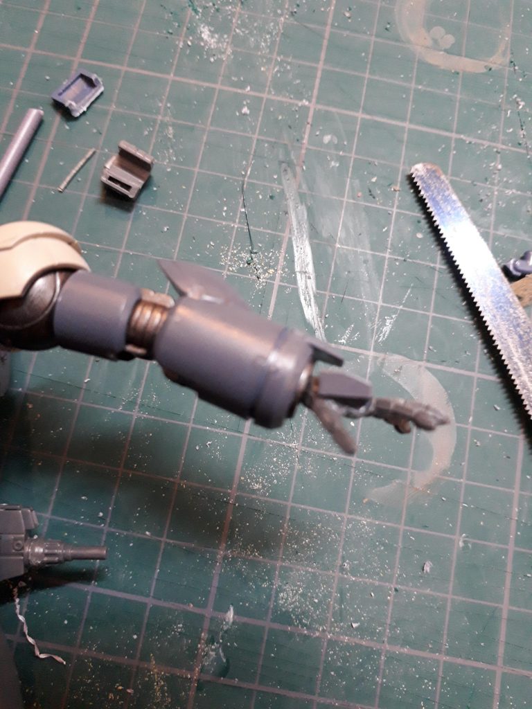 これこのとおり(実は盾が握れてないのはご愛敬)