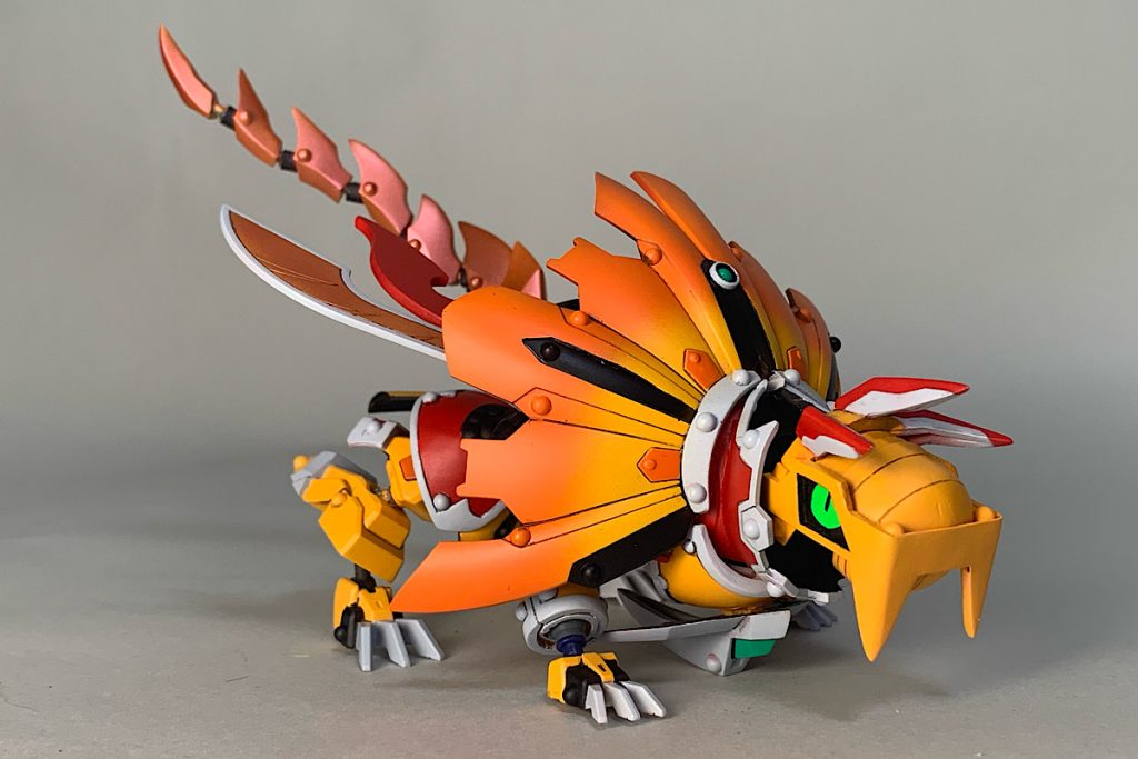 魔獣形態に変幻。