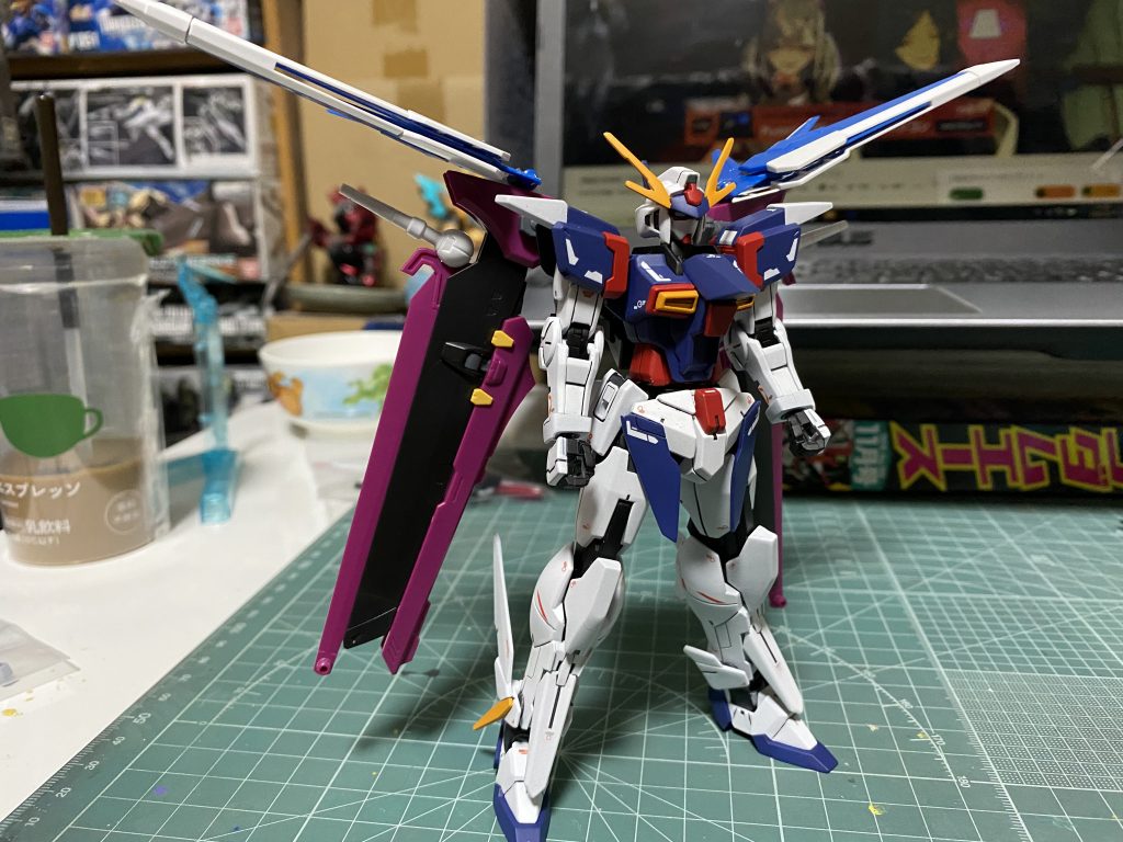 塗装前
ちなみにビルドブースターはRGです。