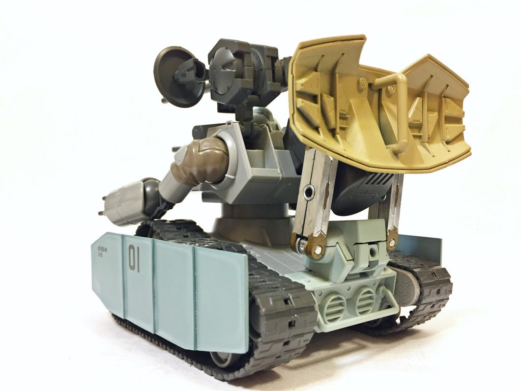 側面装甲板はタミヤのIV号戦車からコピー、プラ板で作製