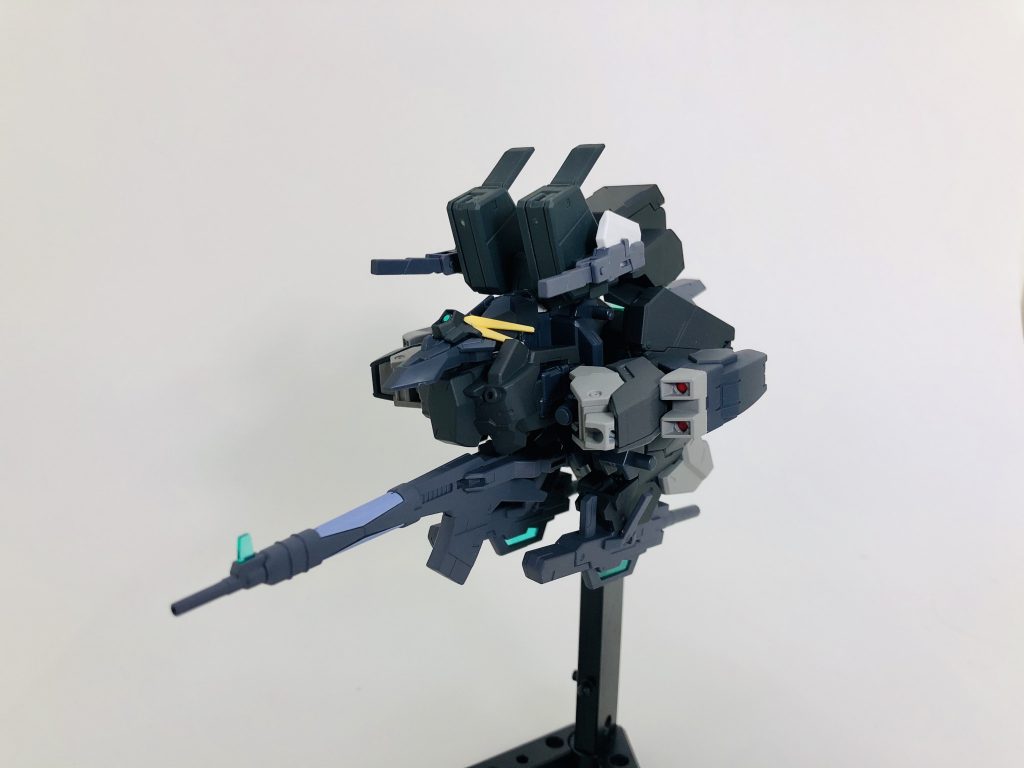 まずはアーマー形態、フレームにちょっと手を加えてなんとかまとめられました。