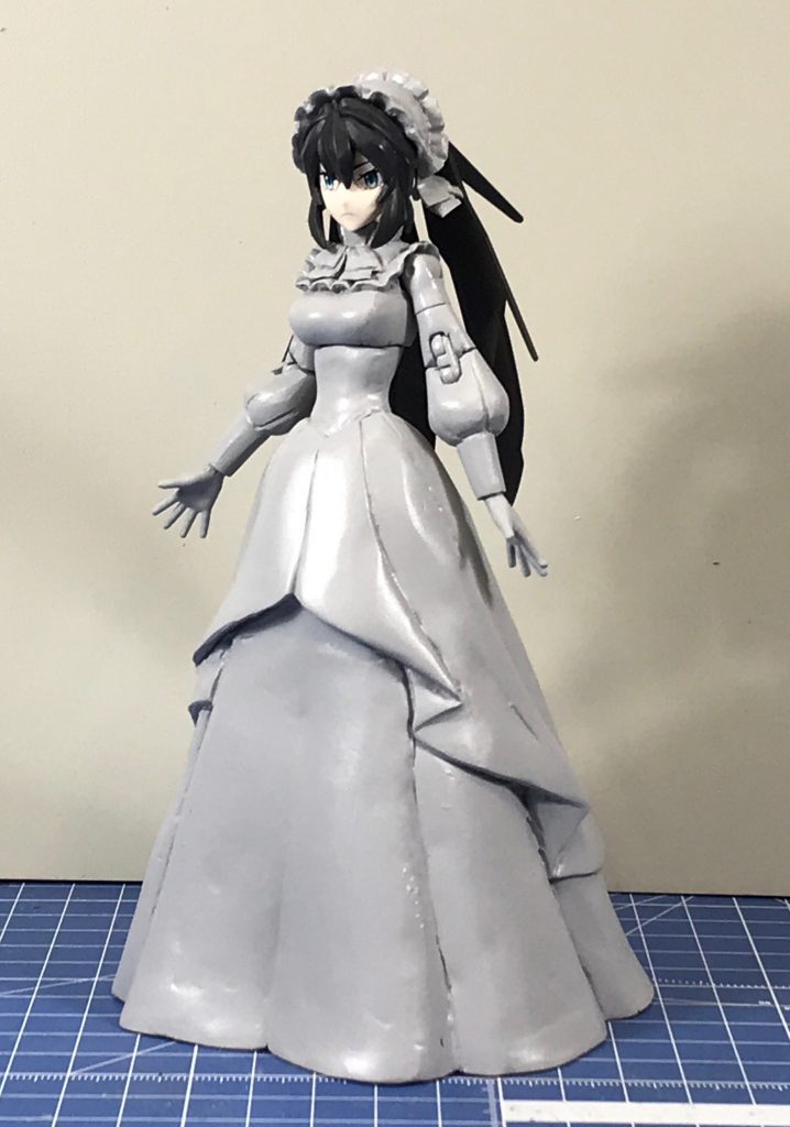 缶サフ500で細かな傷埋めと全体の把握。