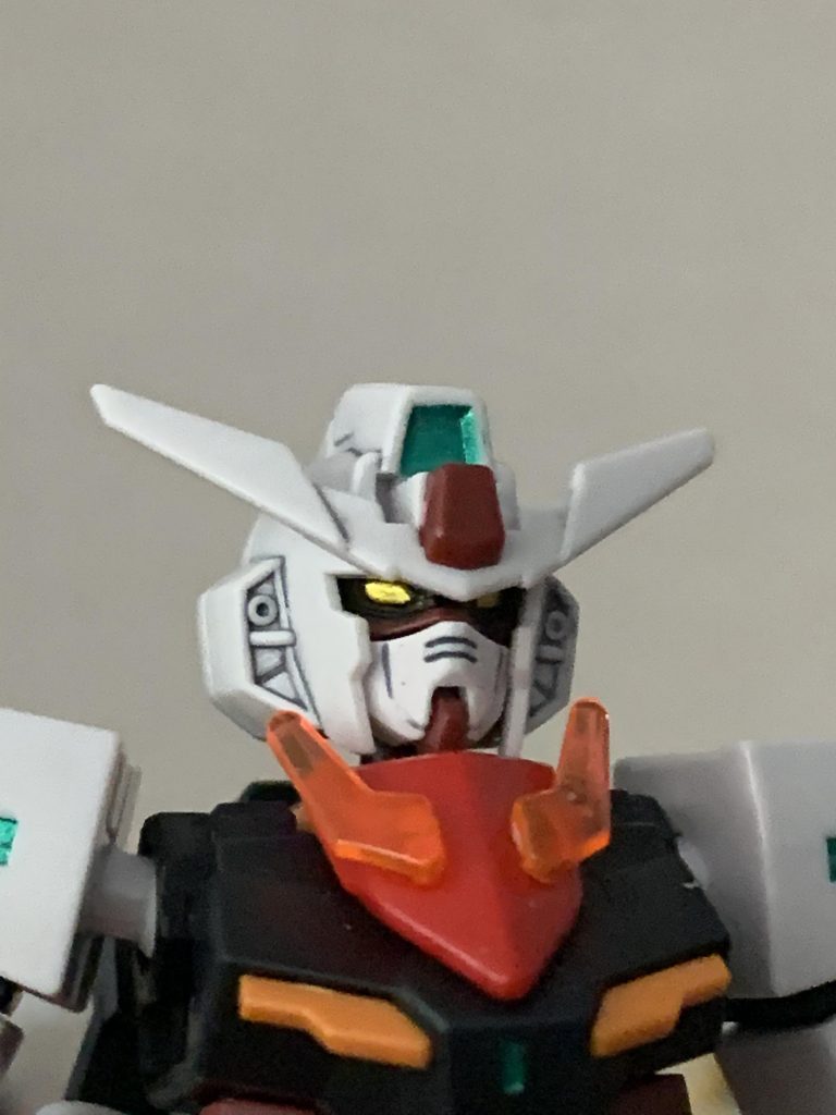 地味な変更点ですが、マスク部分はビルドバーニングのものと交換しました