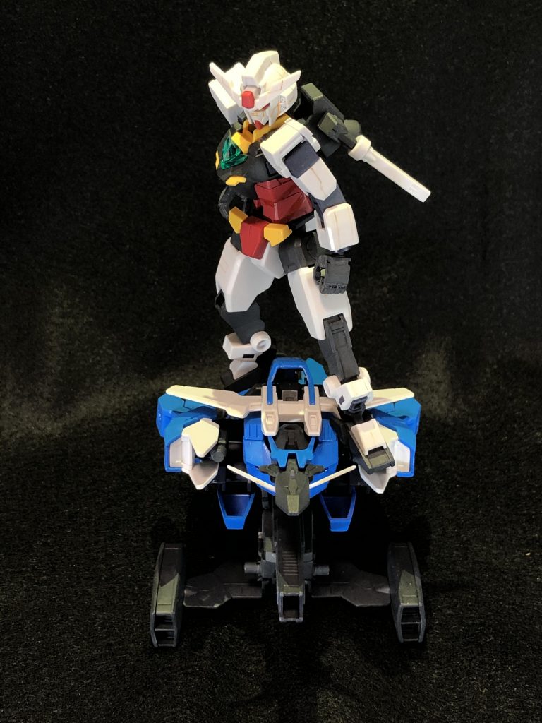 ヒロト「……ケリをつける」

コアガンダムがアースワンアーマーの上に立つ。マーズツーアーマー、ビーナススリーアーマーも両サイドに並んだ。

ヒロト「コアチェンジ……