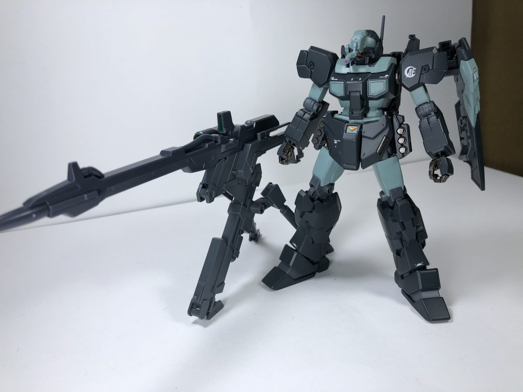 B&C装備の最大の特徴であるロングライフルは余りにも大きかったのでパチ組です笑

自分自身武器にあまりこだわりが無いのもありますが塗り分けとか考えたら手が動きませんでした😭

自分のスキルがもっともっとアップしたらいつか武器もこだわってみたいですね💪