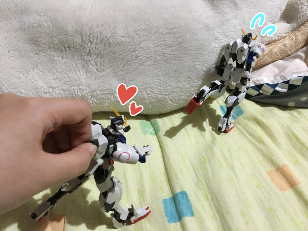 追いかけ回しちゃダメだよ、バルバトスちゃん。