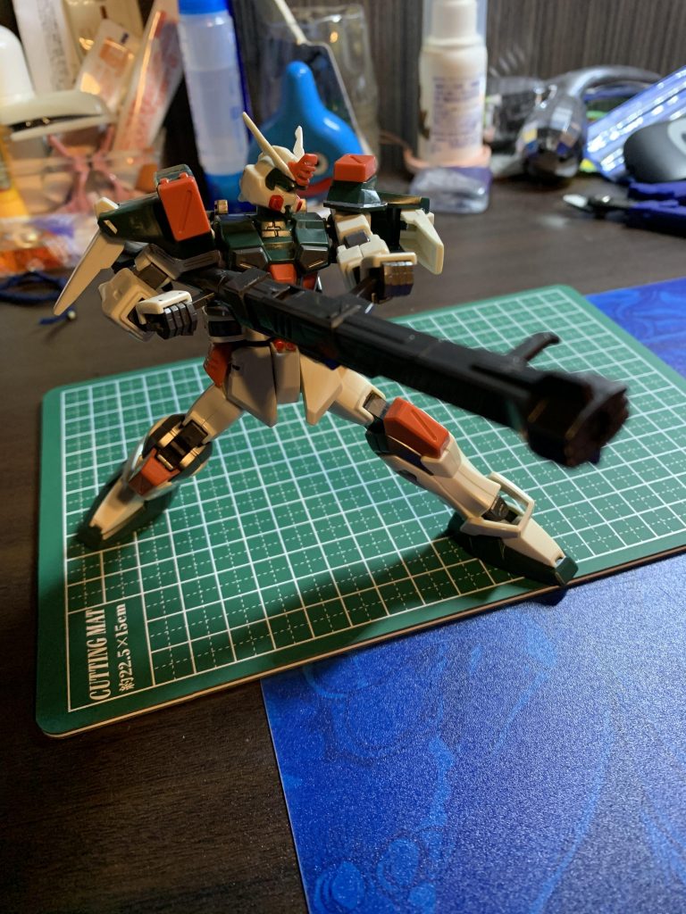 2つの武器を連結させて放つ超高威力のビーム砲！