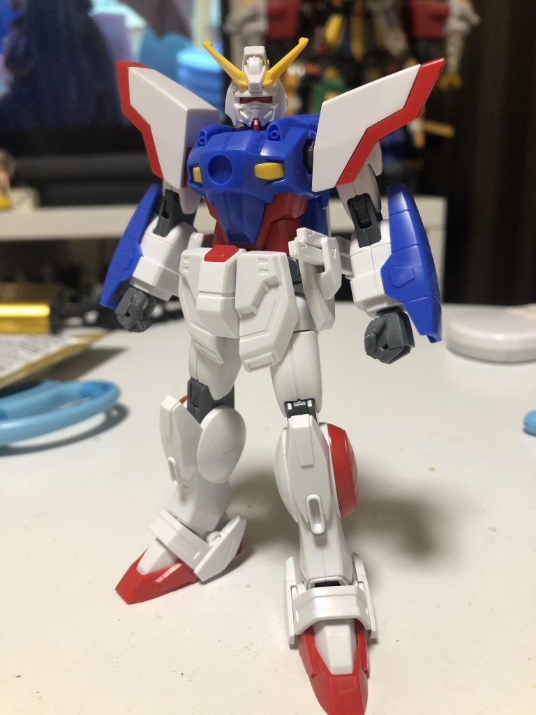 最後に塗装前です。
合わせ目消しに対して「面倒だな…」としか思ってませんでしたが、やるのとやらないのとでは大違いですね！

今後のガンプラ制作に活かして行こうと思います！