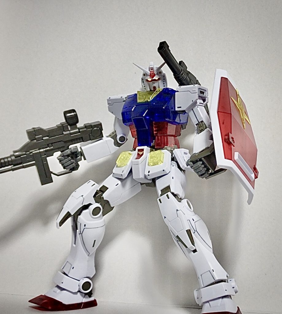 こちらはデカールと塗装する前です！このままでもカッコいいと思いましたね！