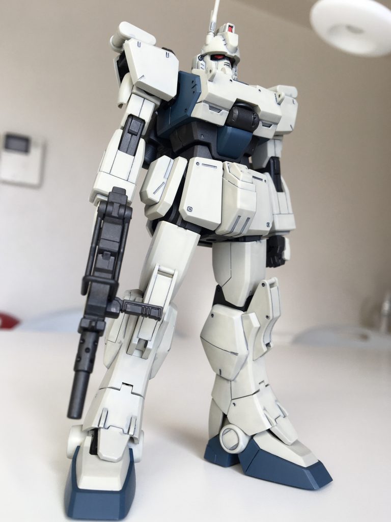 デカール前。自然光のほうがいいな。