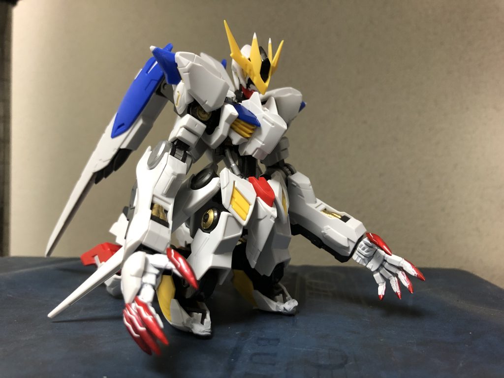 仕上げる前のルプスレクスをば
その他改造ポイントとして、胴体のフレームを延長と各種パーツのシャープ化、それとアンテナを増設しました