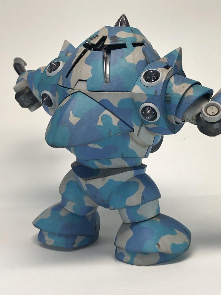 背中。でも前からの姿と変わりません！