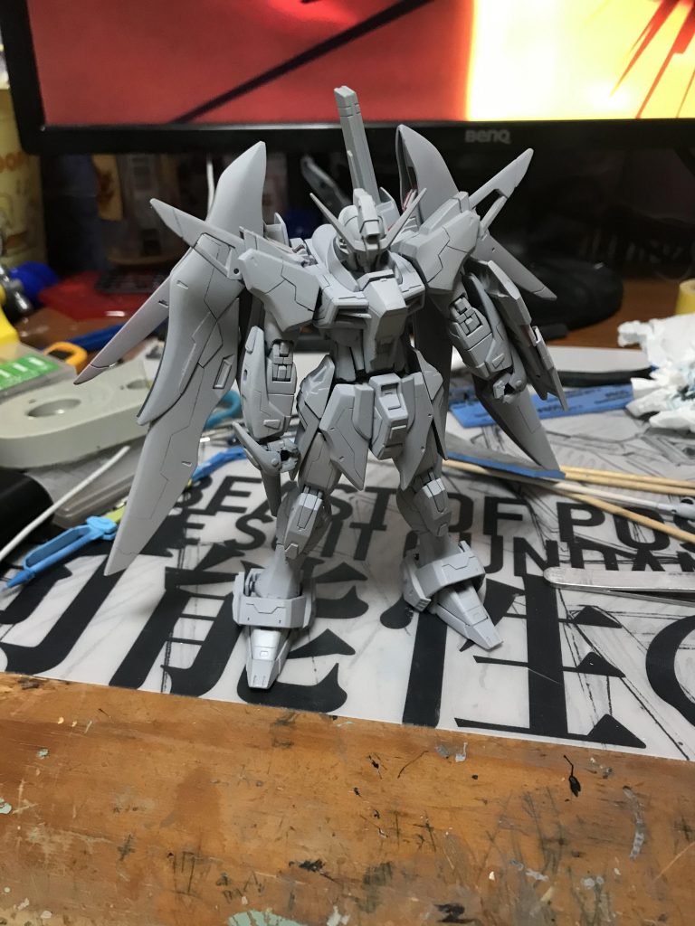 これがサフ吹きした状態。やっぱこの状態が1番かっこよく感じるのは何故でしょうね( ・∇・)