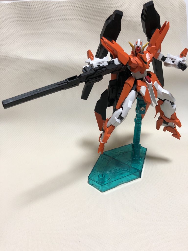 ライフル構え。