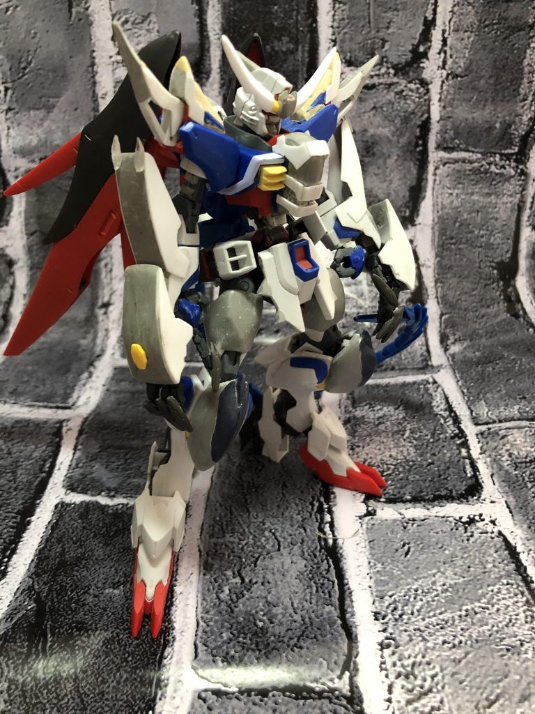 塗装前です。
とりあえずもう似てるパーツ探すのが面倒になったんでほとんどスクラッチです。
故に制作時間が半年ほど……