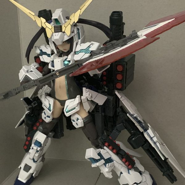 ユニコーンガール「ユニ子」FAドレス装備