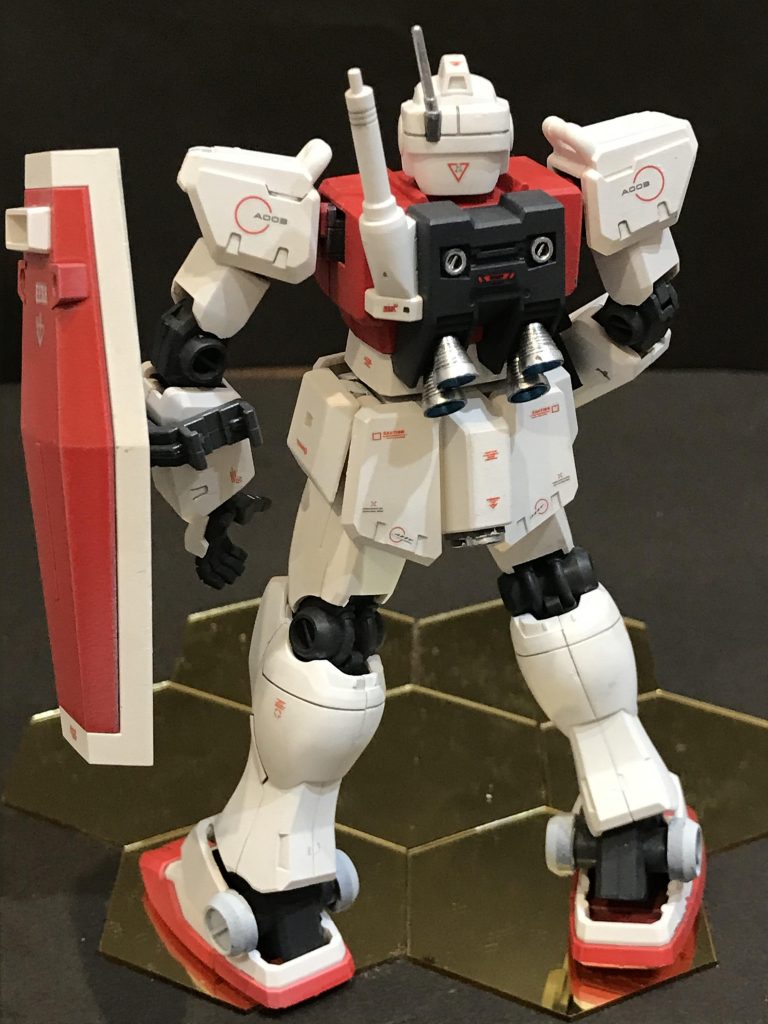 今回、エアブラシのラッカー塗料による塗装の上に、エナメルでの部分塗装を行いました。まだまだ練習が必要だと感じました。