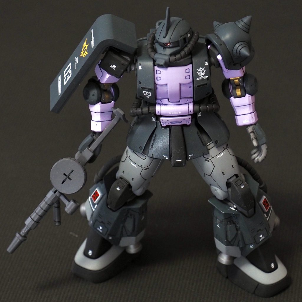 ガイア大尉機なので隊長ツノ飾りを付けました。