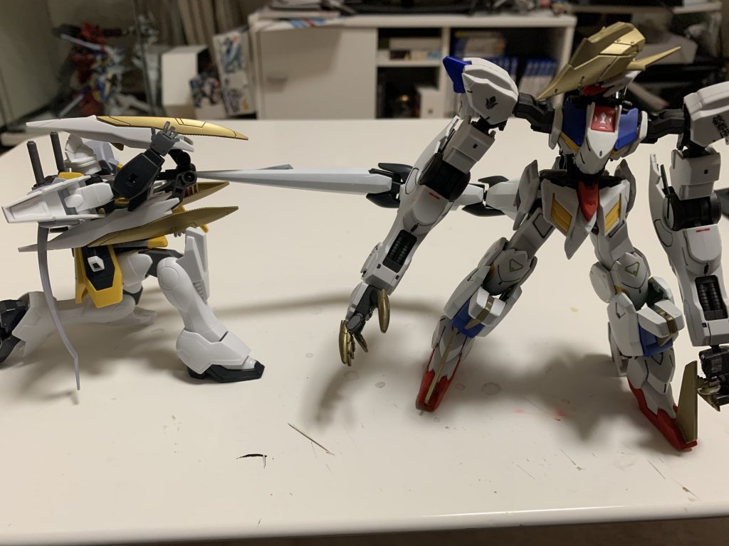 バイパーテイルで敵を捕縛し潰す