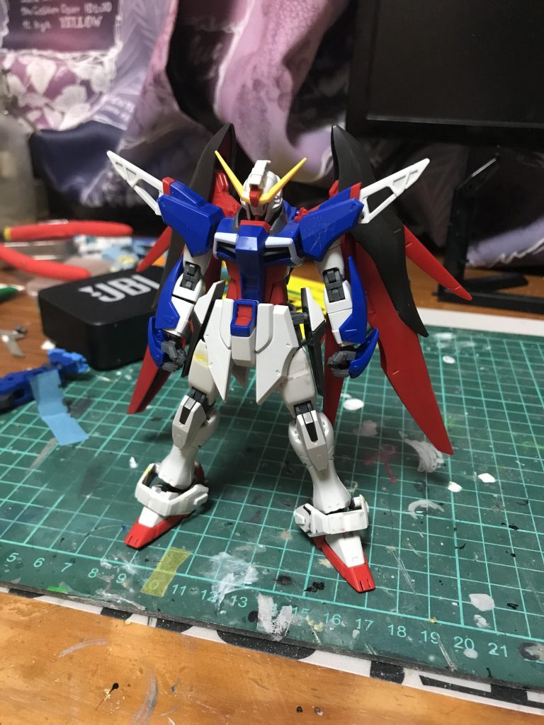 腿の延長と足をRGに変えてました。その影響でアンクルガードを延長してたのですが、今にして思えばやらなきゃ良かったと思ってます。