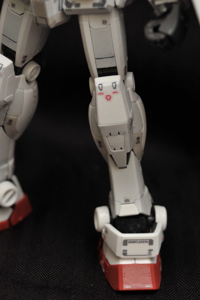 脚部もまた細かいのが一杯。
【ここから制作工程】