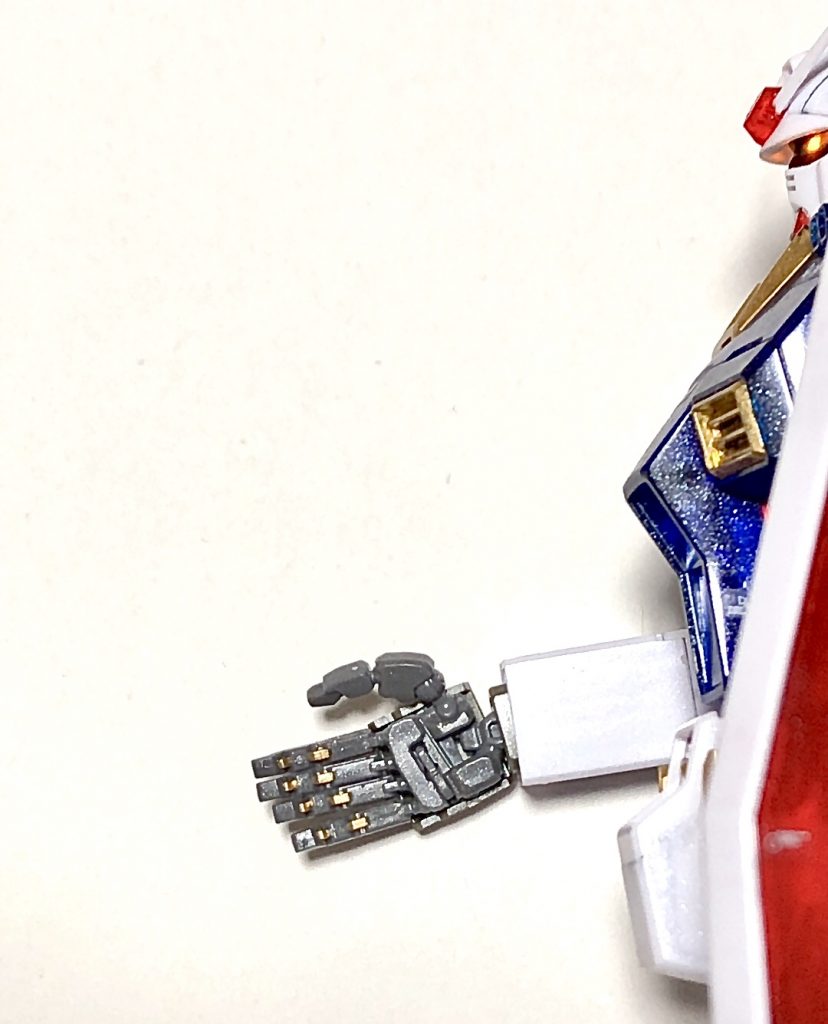 手の部分も塗装入れました！