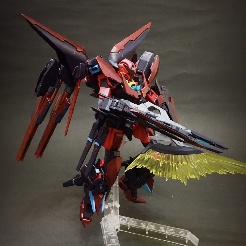 ライフルに大型ビームソードを装備。