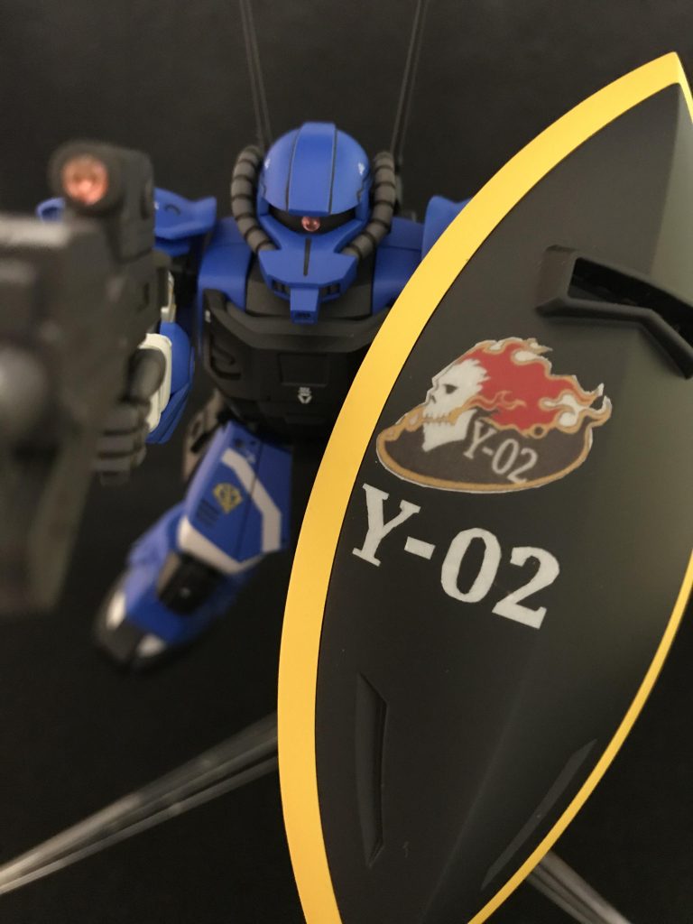 ビームライフル。マラサイ等と同じものの様です。しかし後で気付いたトリガーガード。作ってあげれば良かった。(*´Д`*)