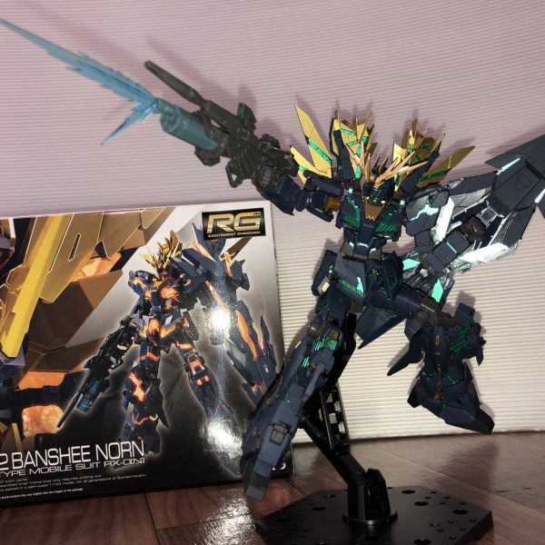 バンシィ・ノルン（デストロイモード）