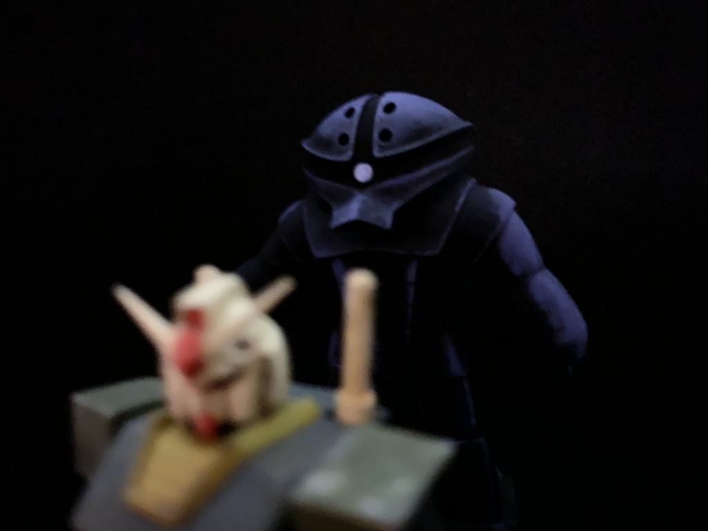 やはり暗い所でうしろにいた方がいい感じです。