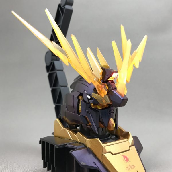 バンシィ ヘッドディスプレイ