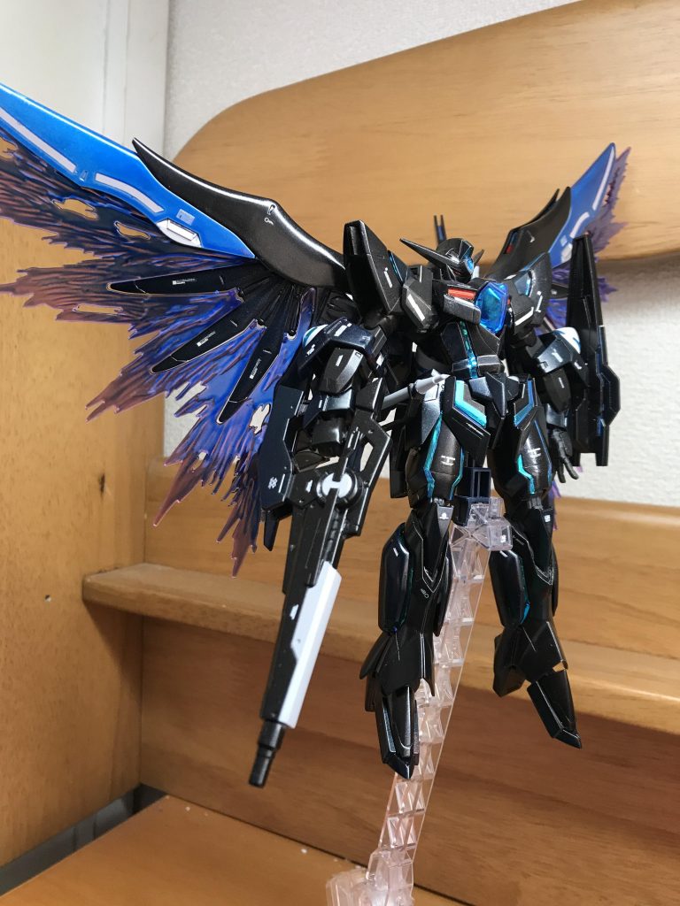GNバスターライフルとシールド装備、、