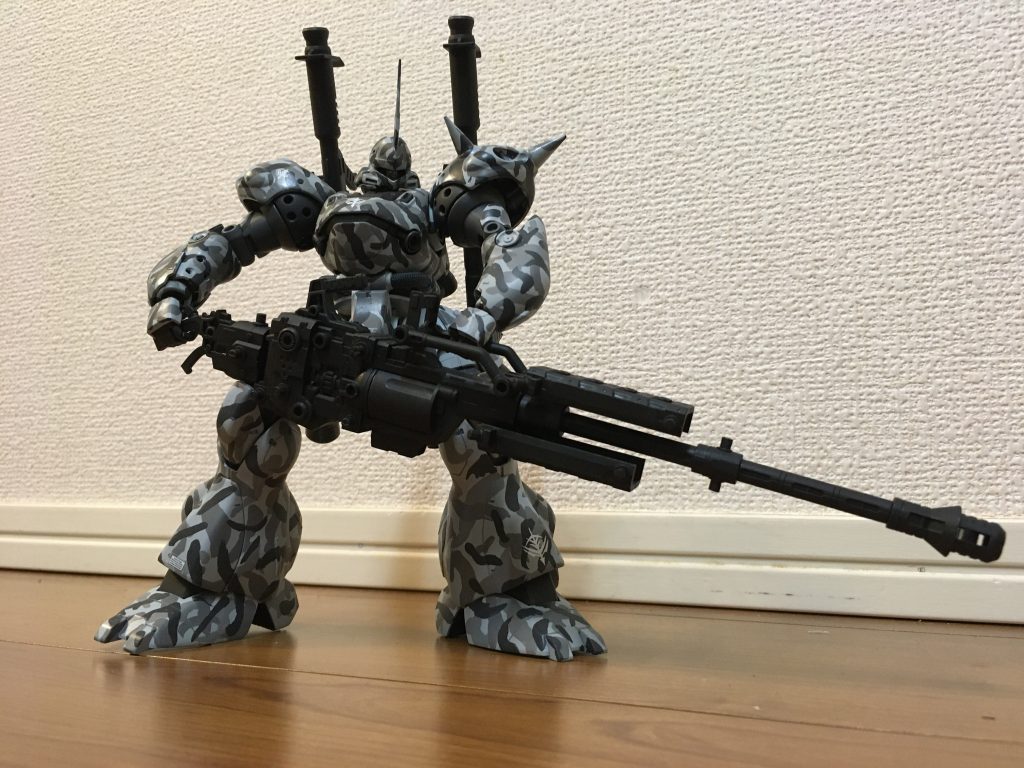 なんか強そうな武器がAmazonで売っていたので持たせてみました。