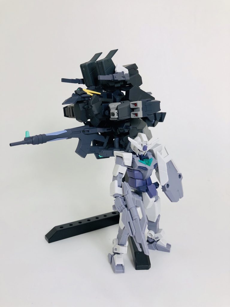 最後にコアガンダムとアーマー
結局最後までコアガンダムはパチ組みでした笑