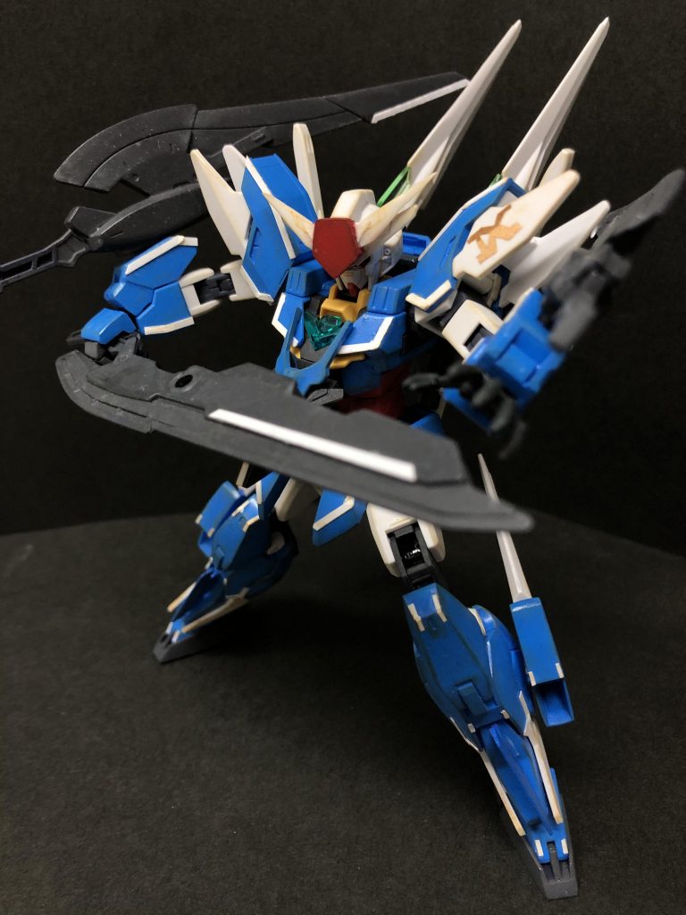 最後にヒートレヴソードを装備したお気に入りの一枚です
ガンプラは顔が命ですが、ポージングは手が命だと痛感しました
次回作までにビルドナックルなどを手に入れて、手の表情を増やしたいと思います
最後まで見ていただきありがとうございます
よろしければ「👍」やコメントをいただけると、今後の励みとなります
よろしくお願いいたします