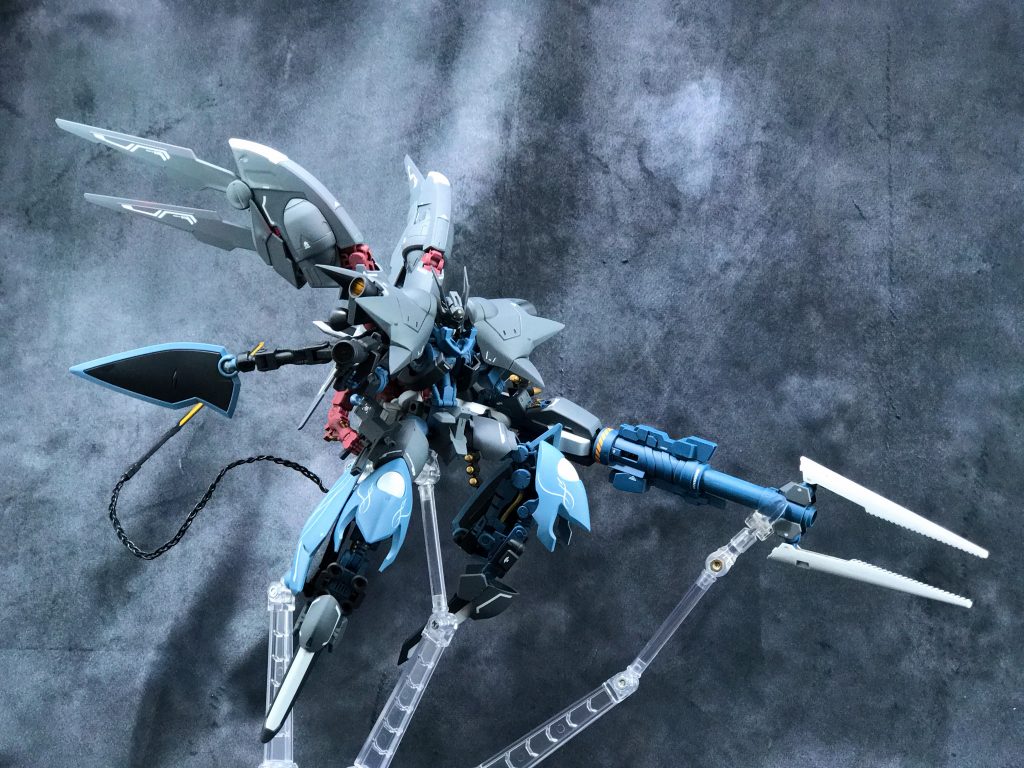 すいません嘘です。嘘つきました。まだ終わりません。

こちら「ガンダム風天銃魔」になります。
銃魔のジョイントガンがさらに巨大化。加速距離が延びて射出速度が、あぁもう凄いことになるんじゃないかな！知らんけど！