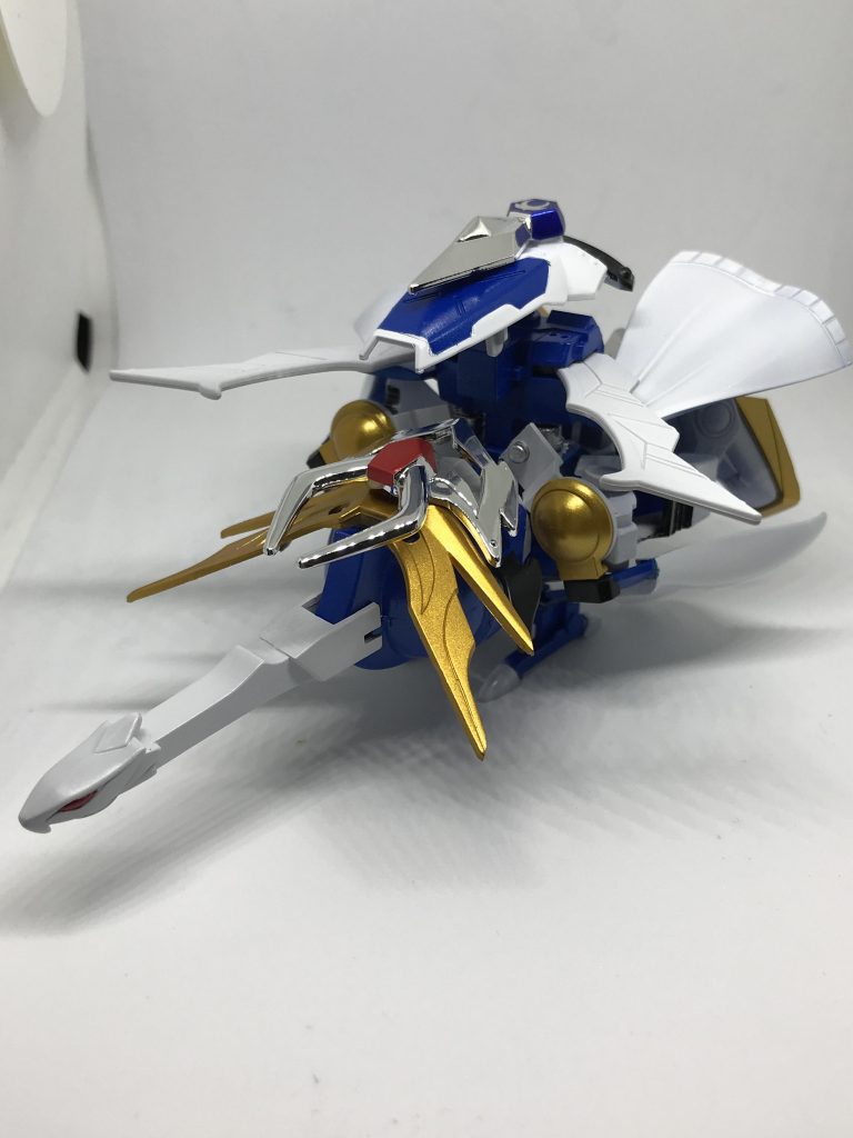 飛勇鶴形態です