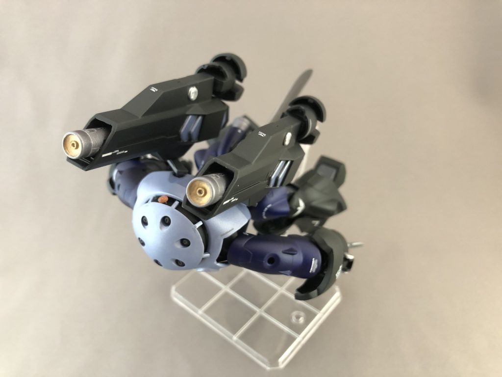 巡航モードではメガ粒子砲とテイルブレードで遠近共に火力アップ!