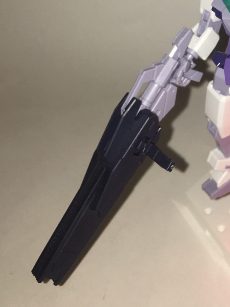 メガビームライフル。通常のビームライフルと比較して、威力、射程距離に優れた銃。両手で運用する関係上、命中精度も高い。