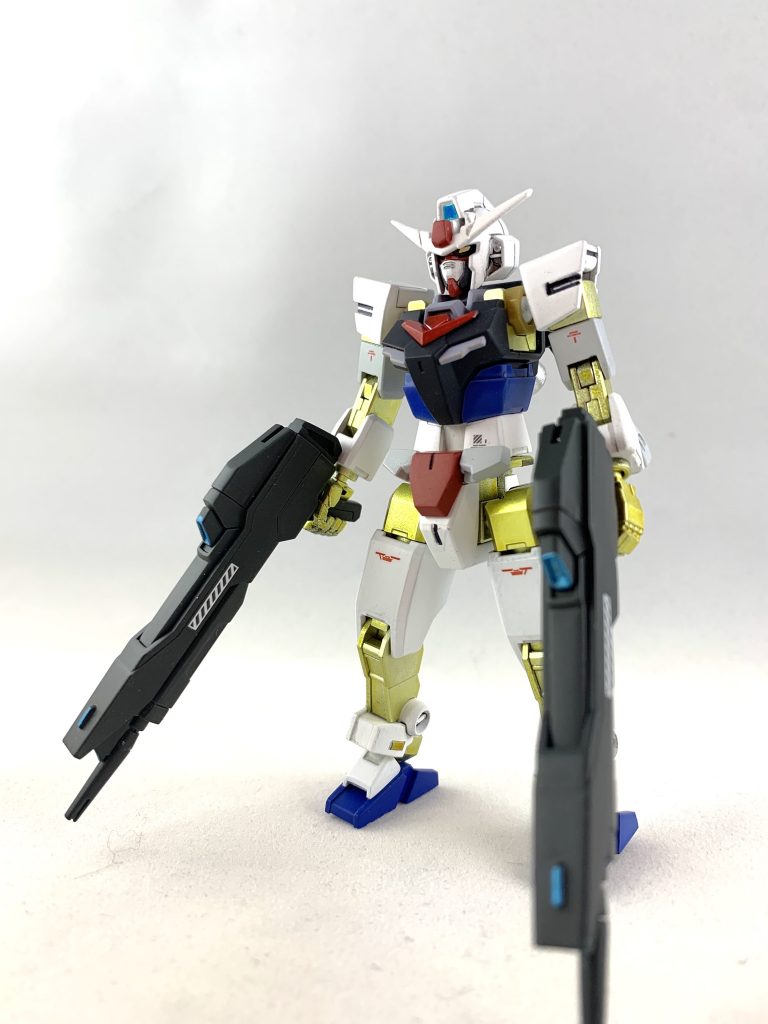 コアガンダム(ストライクフリーダムスキンver.)

本体はアンテナを細くする加工のみ。ストフリのライフルは短めなのでコア状態でもそれなりに見えますね。

ビームライフルは、他のコアガンダム系の武器が1色で統一されていたので合わせてみました。