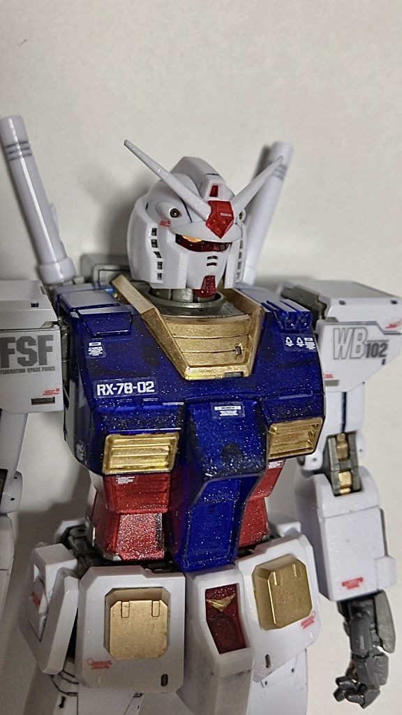 薄ら透き通る様にしました！そして目も光る様に！