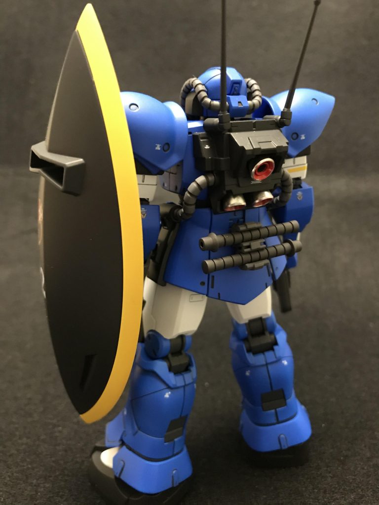 開発訓練Y-02小隊を軸に描くこの作品。自分が読んだガンダム コミックの中で1,2を争う好きな作品です。