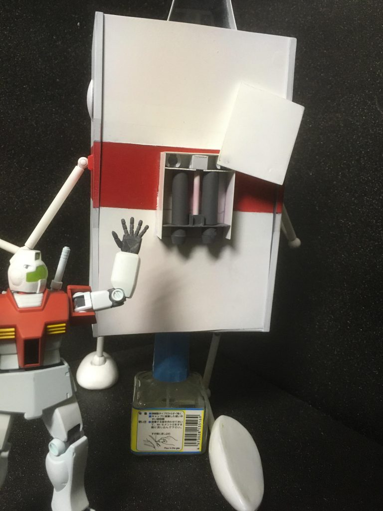 ついでにバックパックの中身も作ってあります。