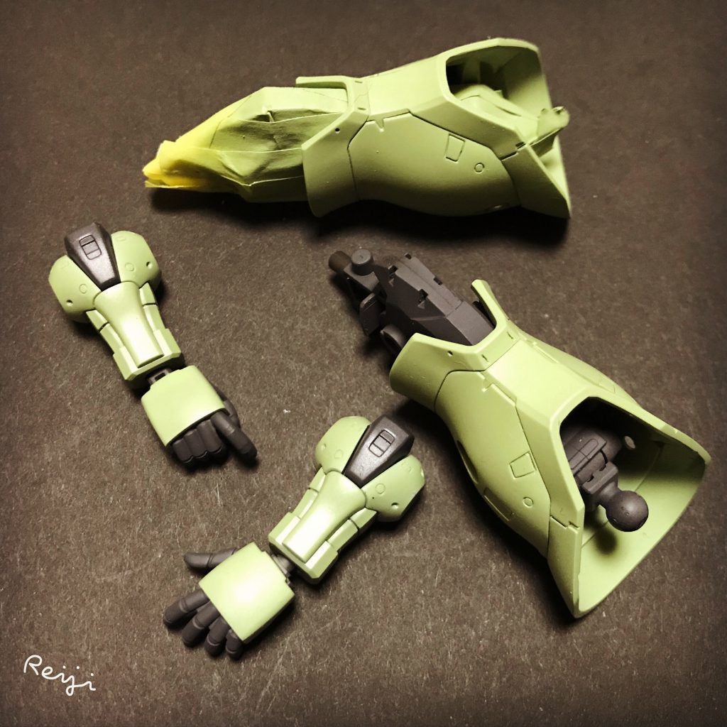 塗装はファレホをエアブラシで吹いてます。