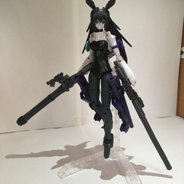 モビルドールメイ制圧用装備