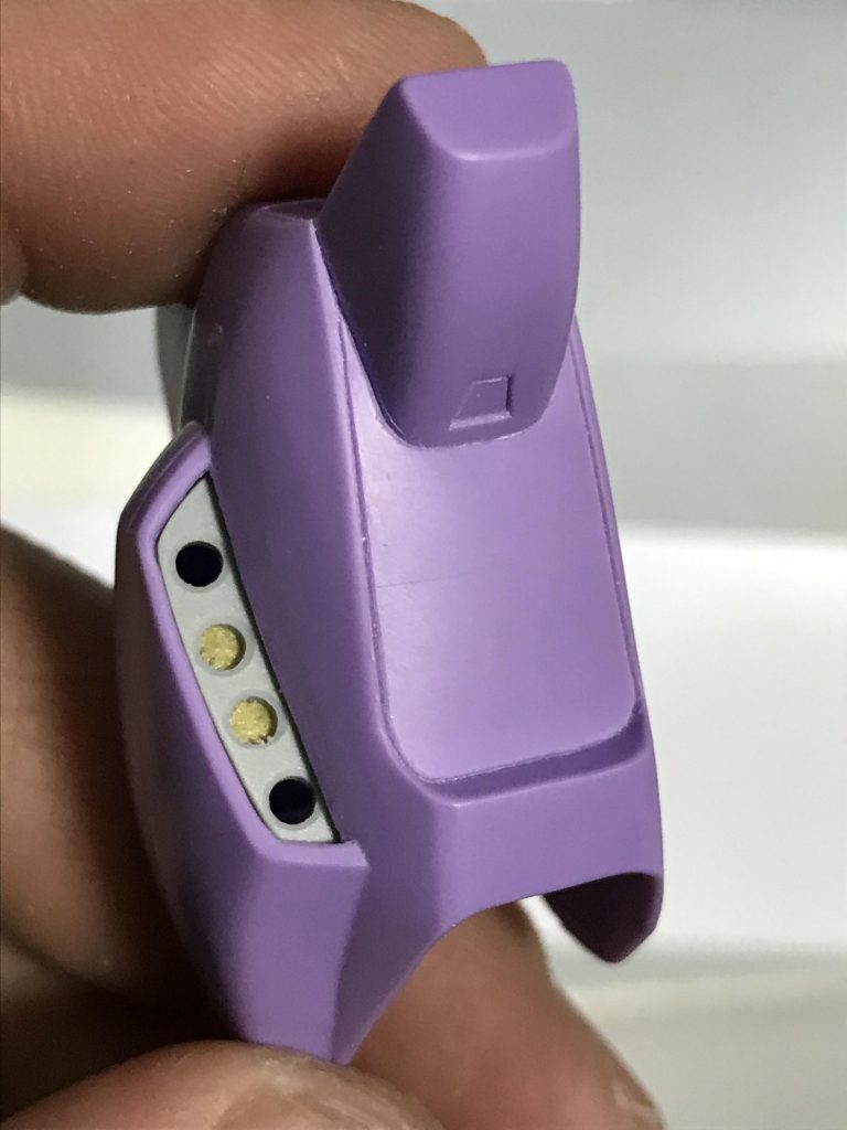 脚部ミサイルは掘って作り直し