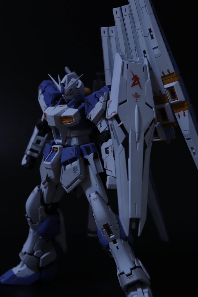 RG νガンダム–2枚目/制作者：エム