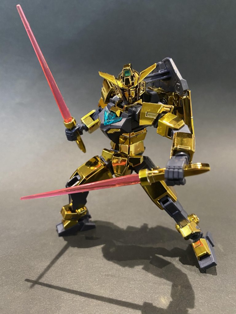 アースリィガンダム［限定ゴールドコーティング］–4枚目/制作者：耳口王