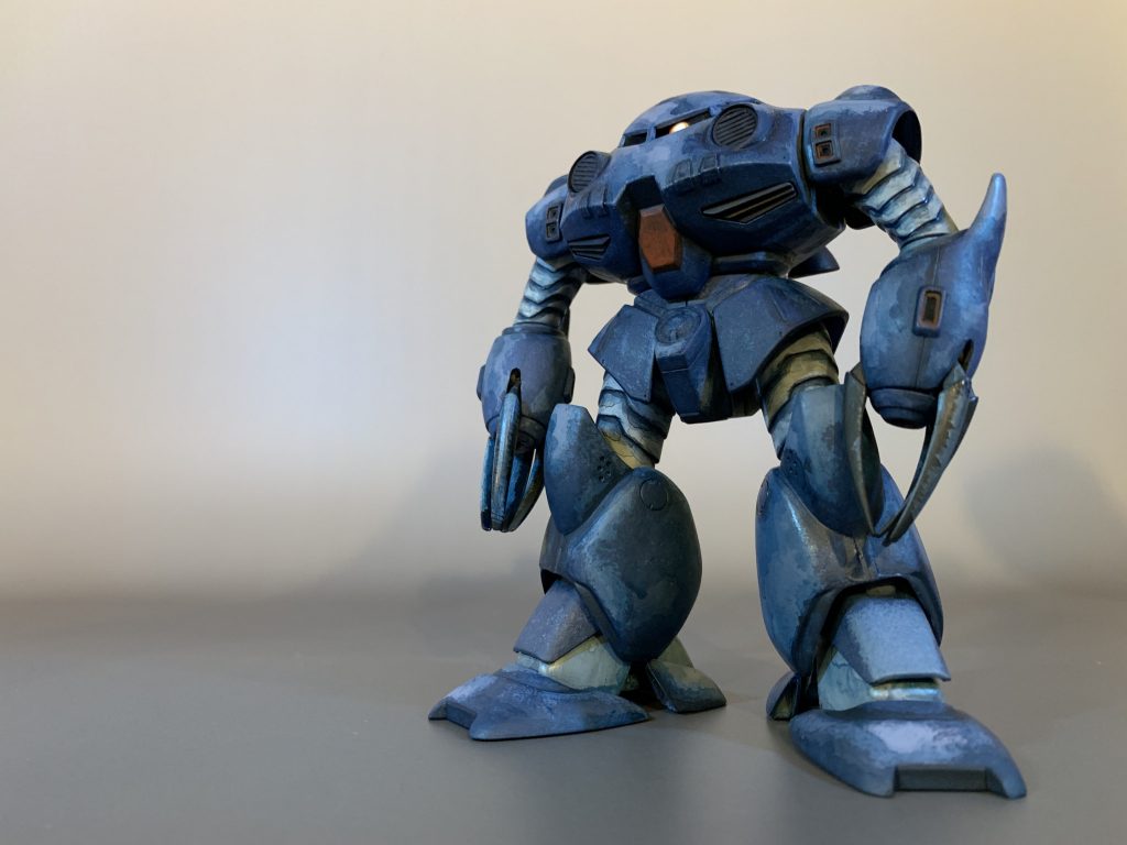 旧キットはマッシヴで男らしいです。